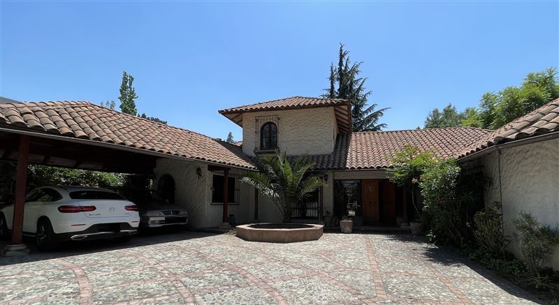 casa en venta en Lo Barnechea